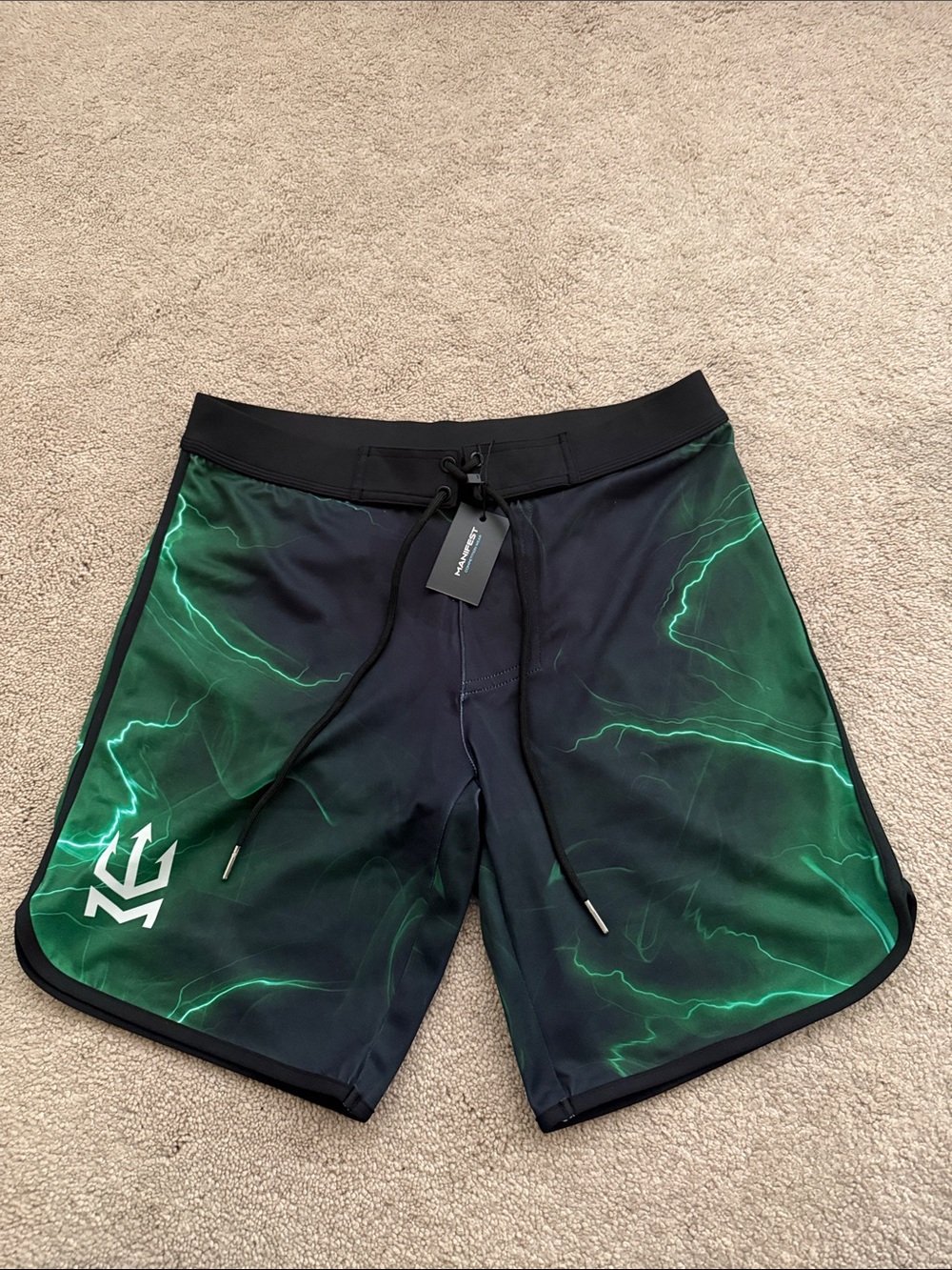 MANIFEST BOARD SHORTS